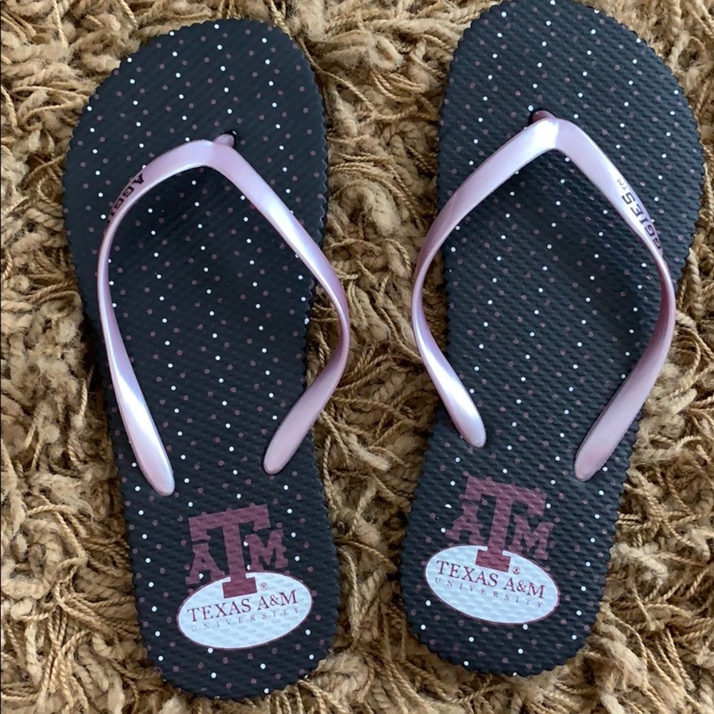 Texas A&M flip flops- Brand new!